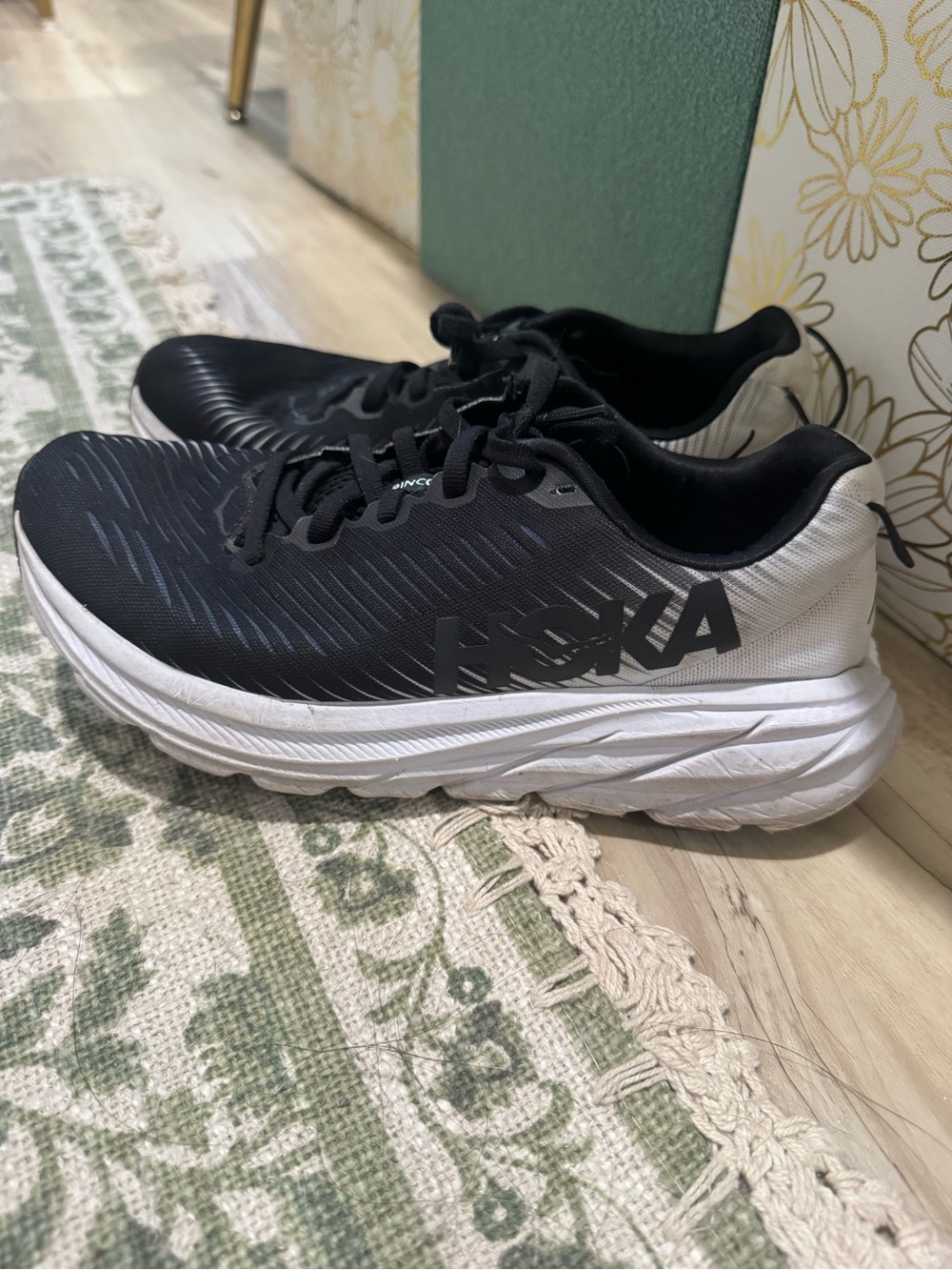 Hoka One One Rincon 3 Black White